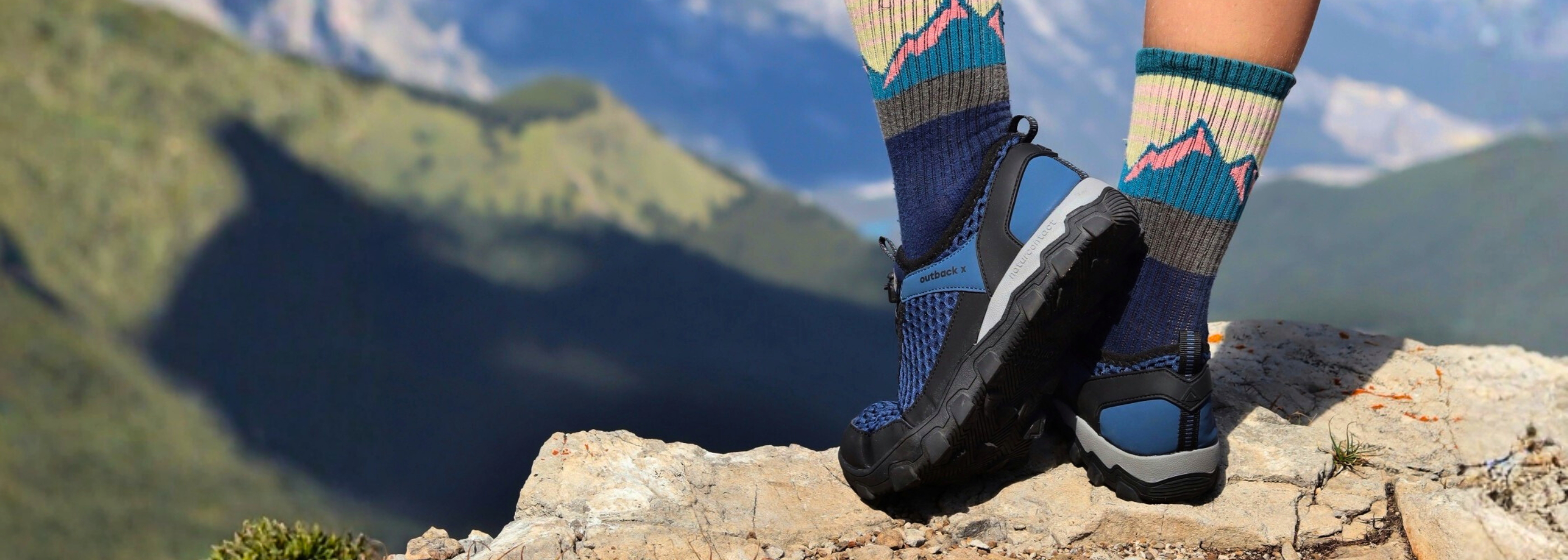 Naturcontact barefoot hiking shoes on mountain trail with flexible sole and natural grip for outdoor adventures