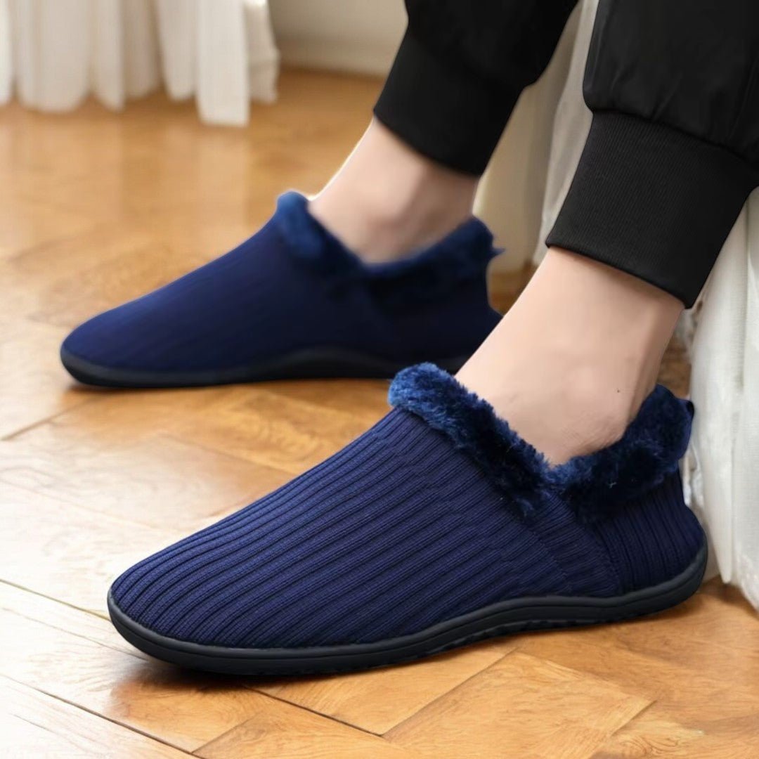 Naturcontact Kozy Contact 2.0 barefoot slippers in navy blue, featuring soft vegan fur lining, flexible zero-drop sole and wide toe box for natural indoor comfort