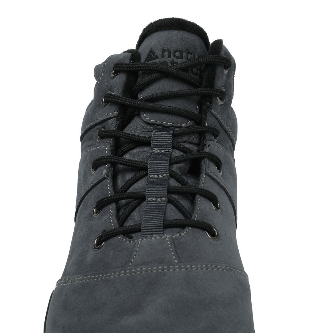 Grey winter barefoot shoe with black laces on a white background, featuring 'Naturcontact' branding. close-up front view.

