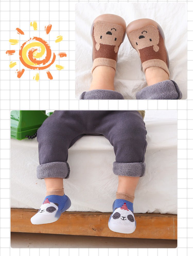 Naturcontact Mini Contact 2.0 baby barefoot shoes worn by toddler indoors, sock-style design with cute animal patterns, flexible non-slip sole supporting natural foot development.