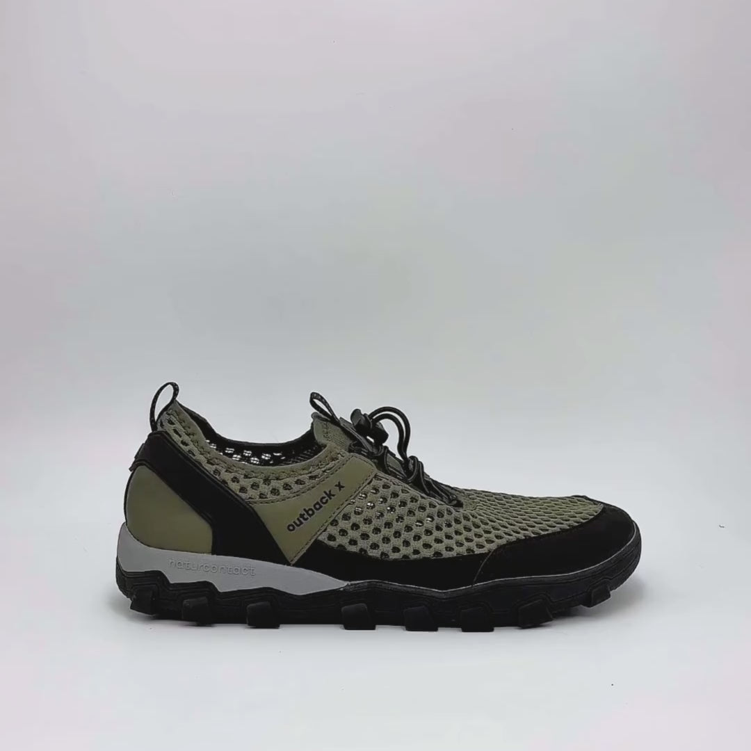 Military green hiking shoes video demonstrating flexibility and design details