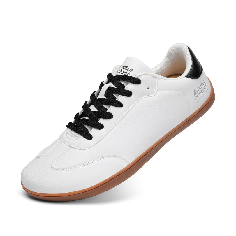 Walker Leather barefoot shoes in white and black by Naturcontact with clean leather upper